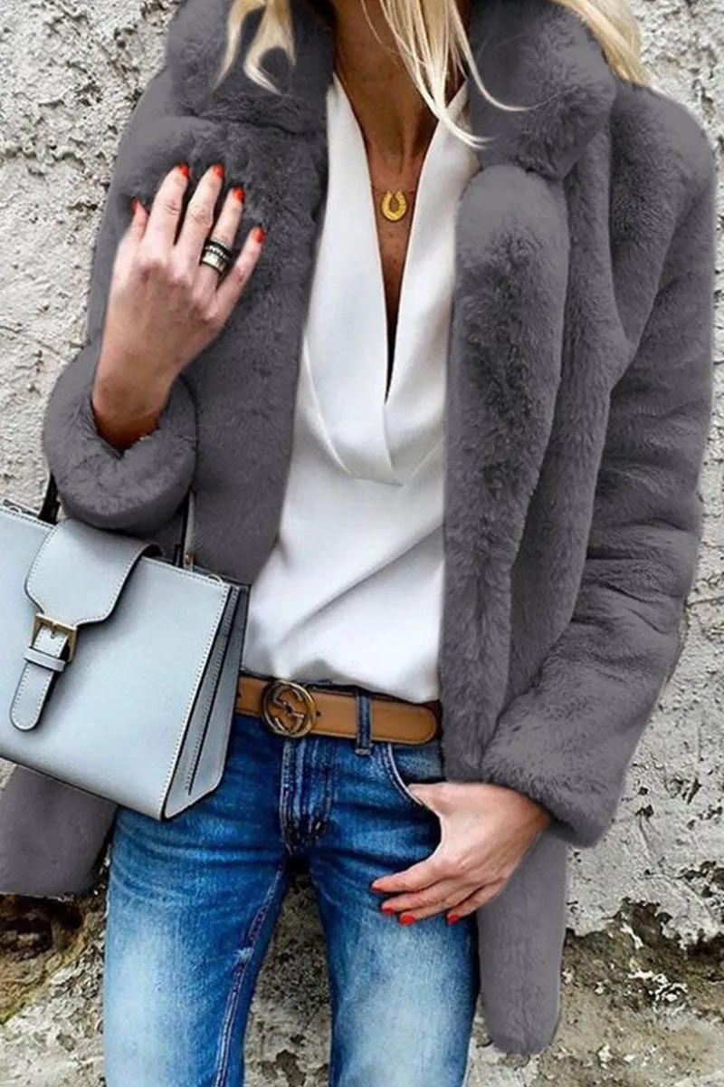 Adriana | Classy Winter Plush Coat with Fur Collar